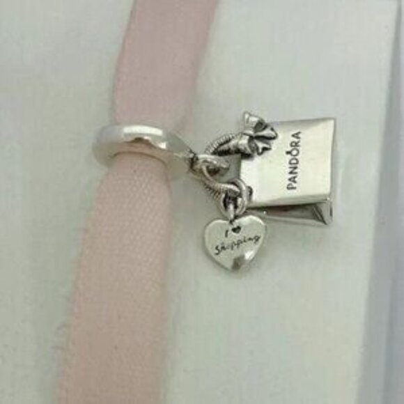 Pandora Silver Heart Charm Bracelet - Picture 4 of 5
